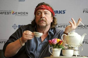 Detaillierte Biografie von Armin Rohde