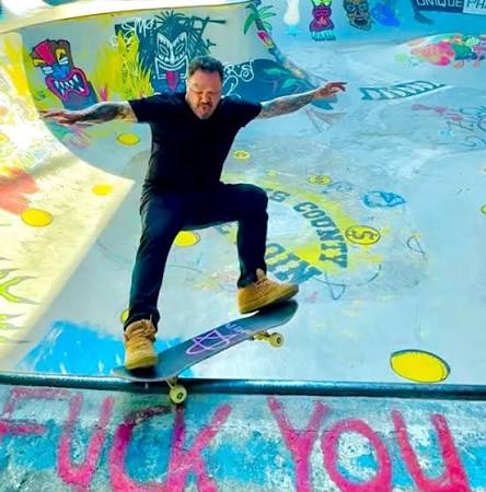 Bam Margera: 10 Spannende Fakten über Jackass-Star, Karriere & Biografie
